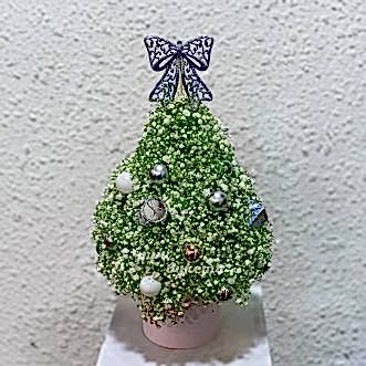 Елочка из гипсофилы на новый год